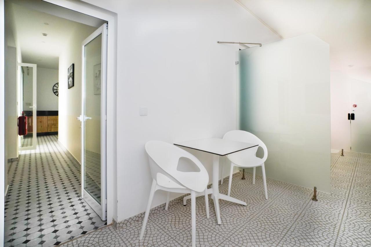 Alameda Guesthouse By Boutique Taipas Garagem Para Motos Portimão Εξωτερικό φωτογραφία